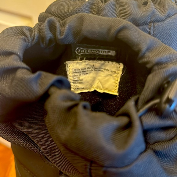 Thermolite Winter Boots - Picture 11 of 12